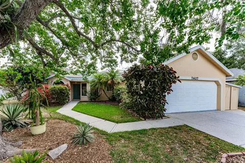 7627 37th Street Cir E, Sarasota, FL 34243