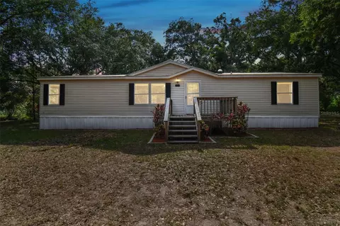 8221 Carey Rd, Lithia, FL 33547