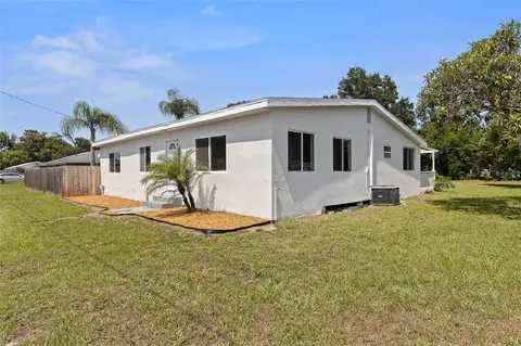 5412 20th St, Zephyrhills, FL 33542