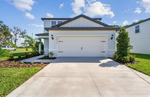 10612 Hidden Banks Gln, Parrish, FL 34219