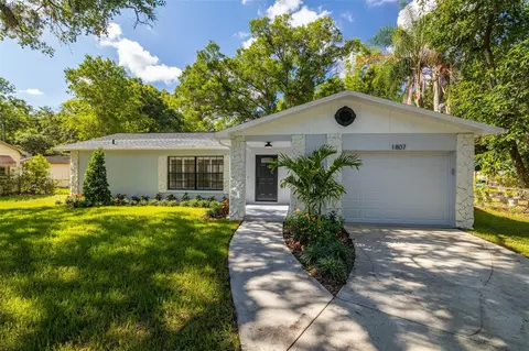 1807 E Henry Ave, Tampa, FL 33610
