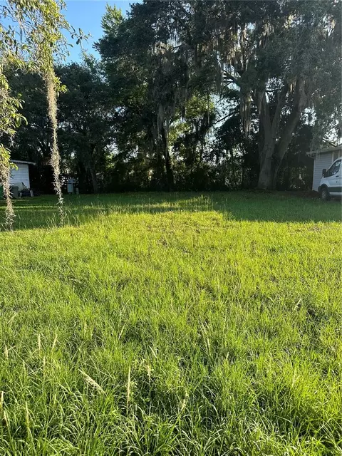 Lawanda Loop, Zephyrhills, FL 33541