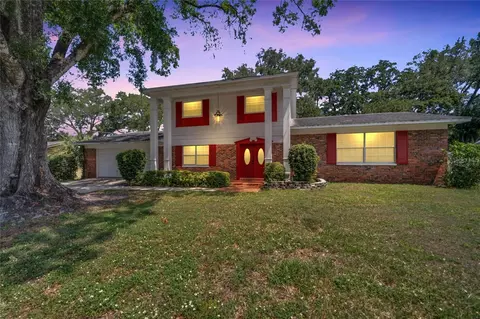 718 Debra Lynne Dr, Brandon, FL 33511