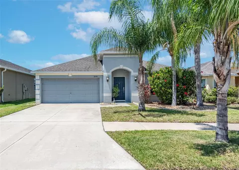 10518 Standing Stone Dr, Wimauma, FL 33598