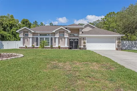 9123 Mavis Rd, Weeki Wachee, FL 34613