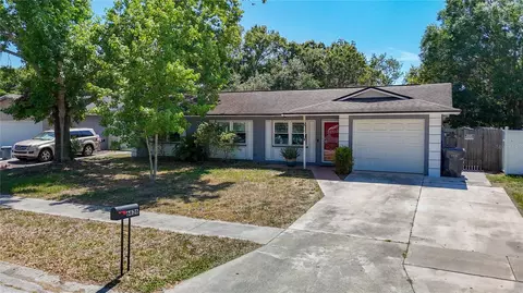 6626 Winding Oak Dr, Tampa, FL 33625