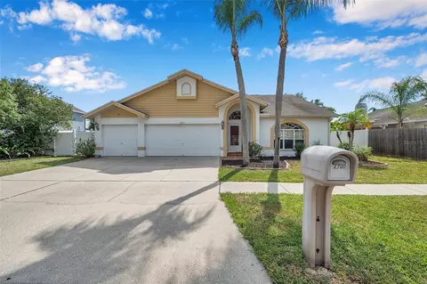 8706 Tarrington Pl, Tampa, FL 33635