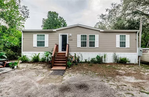 3251 Taffeta St, Dade City, FL 33523