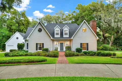 901 Oak Hollow Pl, Brandon, FL 33510