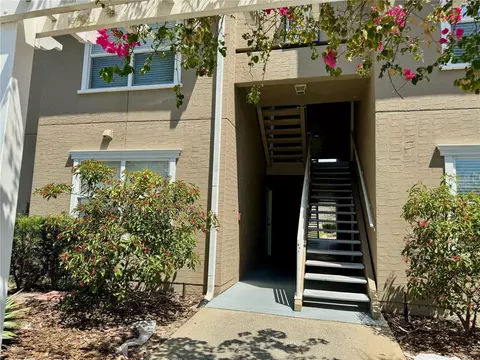 15215 Amberly Dr #1002, Tampa, FL 33647