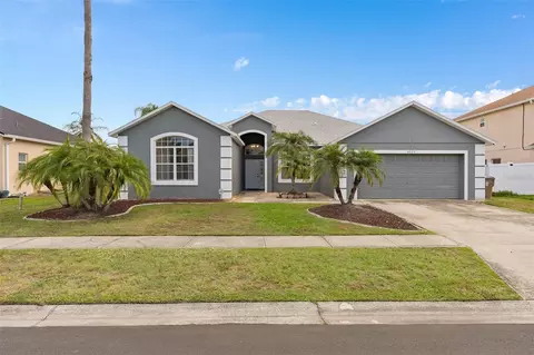 5325 Coral Vine Ln, Kissimmee, FL 34758