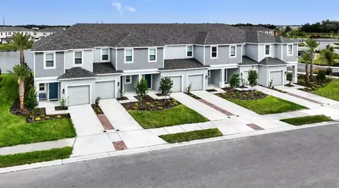 2222 Paravane Way, Wesley Chapel, FL 33543