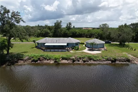 840 Signet Dr, Apollo Beach, FL 33572