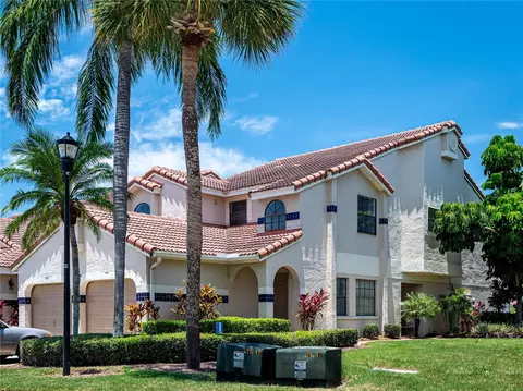 10415 Saint Tropez Pl, Tampa, FL 33615