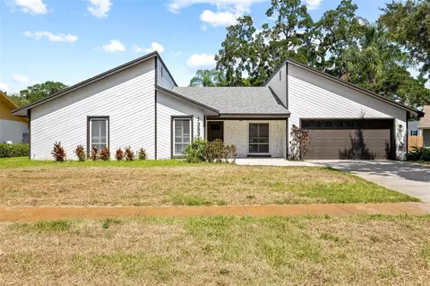 13534 Lake Magdalene Dr, Tampa, FL 33613