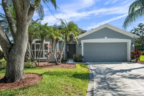 9976 Stockbridge Dr, Tampa, FL 33626