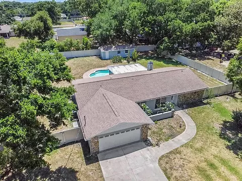 8319 W Forest Cir, Tampa, FL 33615