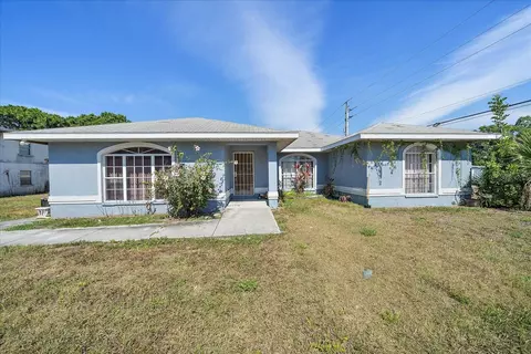 1611 3rd Ave W, Palmetto, FL 34221