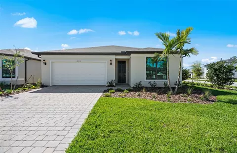 2105 Laurifolia Ct, North Port, FL 34289