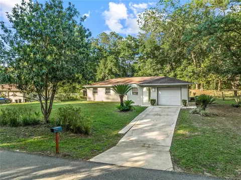10235 N Abby Dr, Citrus Springs, FL 34434