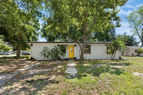 2805 Avenue J NW, Winter Haven, FL 33881