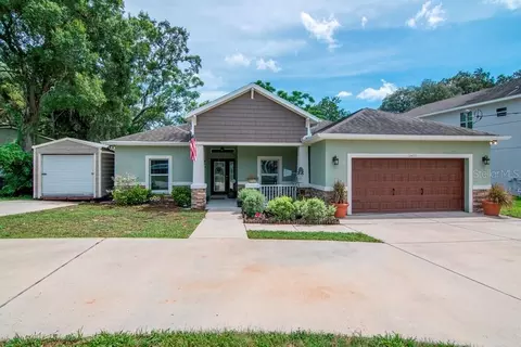 12407 Noreast Lake Dr, Tampa, FL 33612