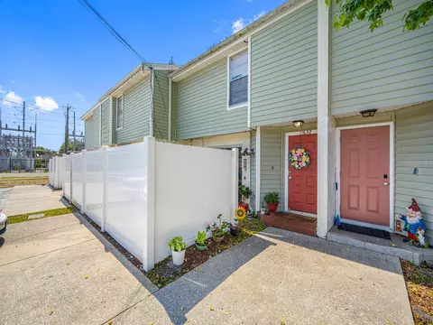 11832 N Armenia Ave, Tampa, FL 33612