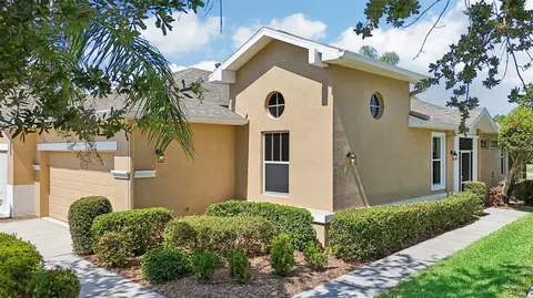 1210 Lyndhurst Greens Dr, Sun City Center, FL 33573