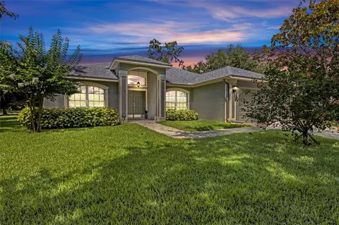 6015 Shearwater Ln, Lithia, FL 33547