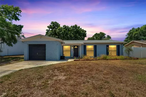 524 Fairhope Dr, Apollo Beach, FL 33572