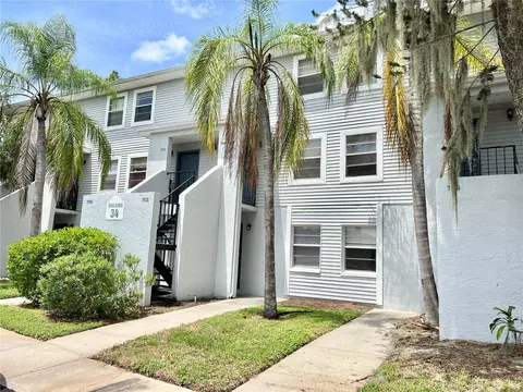 7112 Waterside Dr, Tampa, FL 33617