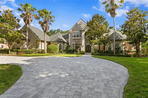 706 Berrocales De Avila, Tampa, FL 33613