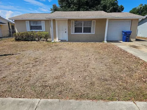 3054 Elkridge Dr, Holiday, FL 34691