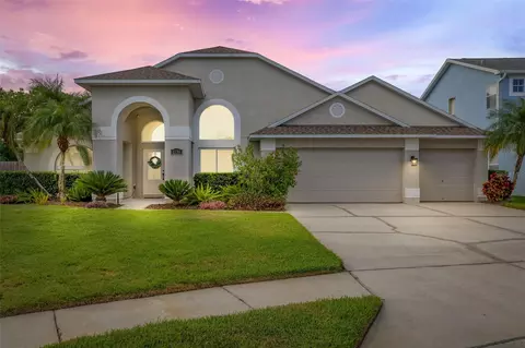 1339 Yardley Dr, Wesley Chapel, FL 33544