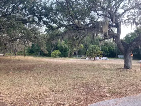 2830 Laurel Ave, Lake Wales, FL 33898