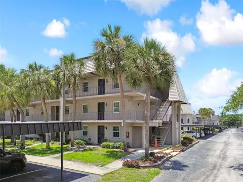 8693 Bardmoor Blvd #308B, Seminole, FL 33777