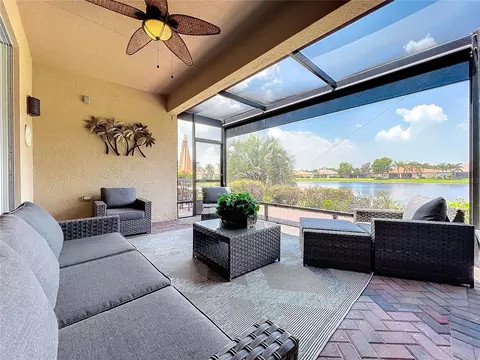 16115 Amethyst Key Dr, Wimauma, FL 33598