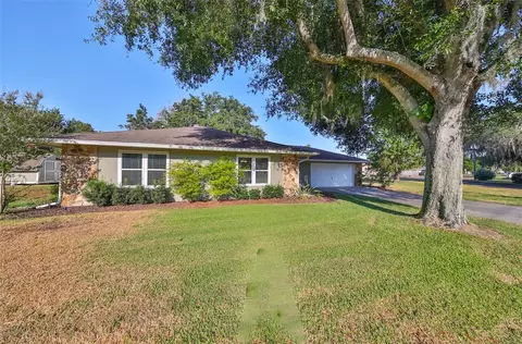 220 Coleman Dr E, Winter Haven, FL 33884