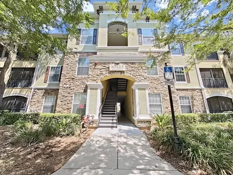 10123 Courtney Palms Blvd #303, Tampa, FL 33619