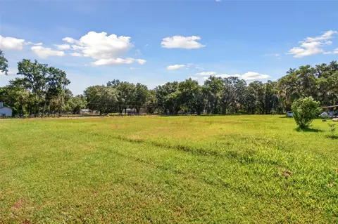 7123 Charles Humphrey Rd, Plant City, FL 33565