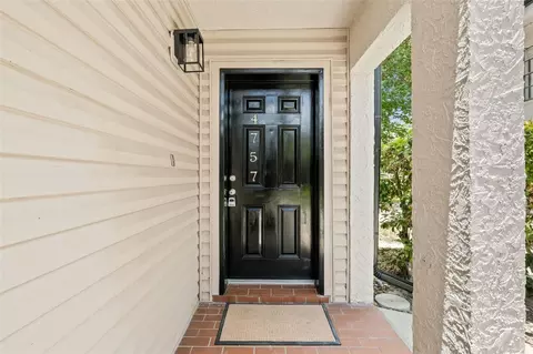 4757 Puritan Cir #404, Tampa, FL 33617