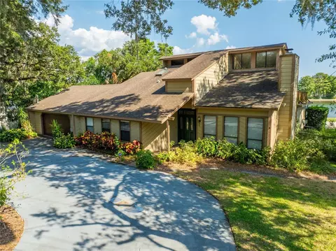 4817 River Hills Dr, Tampa, FL 33617