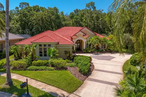 9801 Emerald Links Dr, Tampa, FL 33626