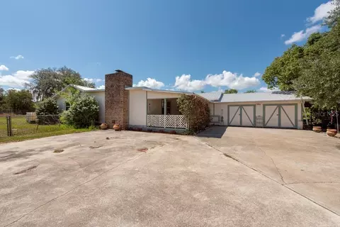 8681 Deer Run Dr, Lake Wales, FL 33898