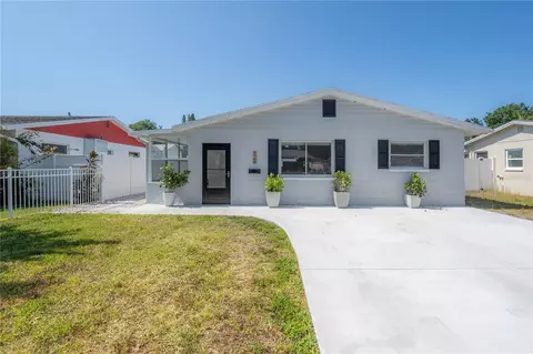 826 90th Ave N, Saint Petersburg, FL 33702