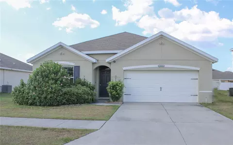 3519 San Moise Pl, Plant City, FL 33567