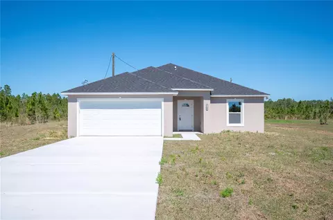 2700 Laguna Dr, Indian Lake Estates, FL 33855