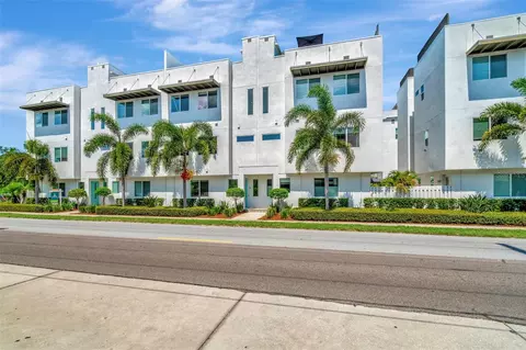 3100 W Paul Ave #12, Tampa, FL 33611