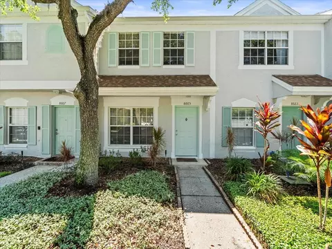 8665 Hunters Key Cir, Tampa, FL 33647