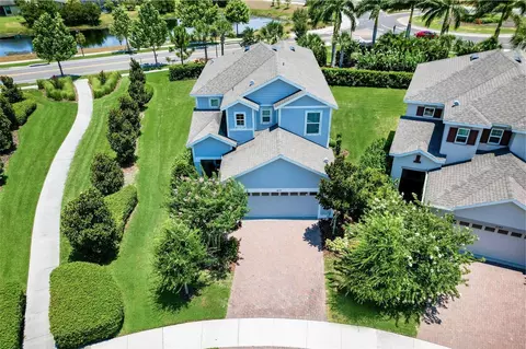 6151 Voyagers Pl, Apollo Beach, FL 33572
